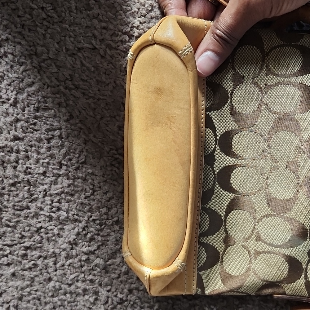 Authentic Coach Mini Bag - Picture 4 of 4